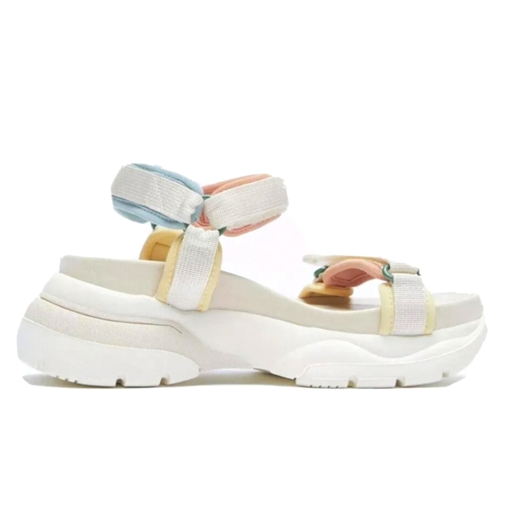 NEW ZARA NEW WOMAN CONTRAST COLOR LOW HEEL SANDALS OFF WHITE SZ 8.5 2619/710